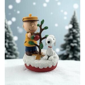 Peanuts Worldwide Charlie Brown Snoopy "Perfect Tree" Resin Statue 5.5 Inches